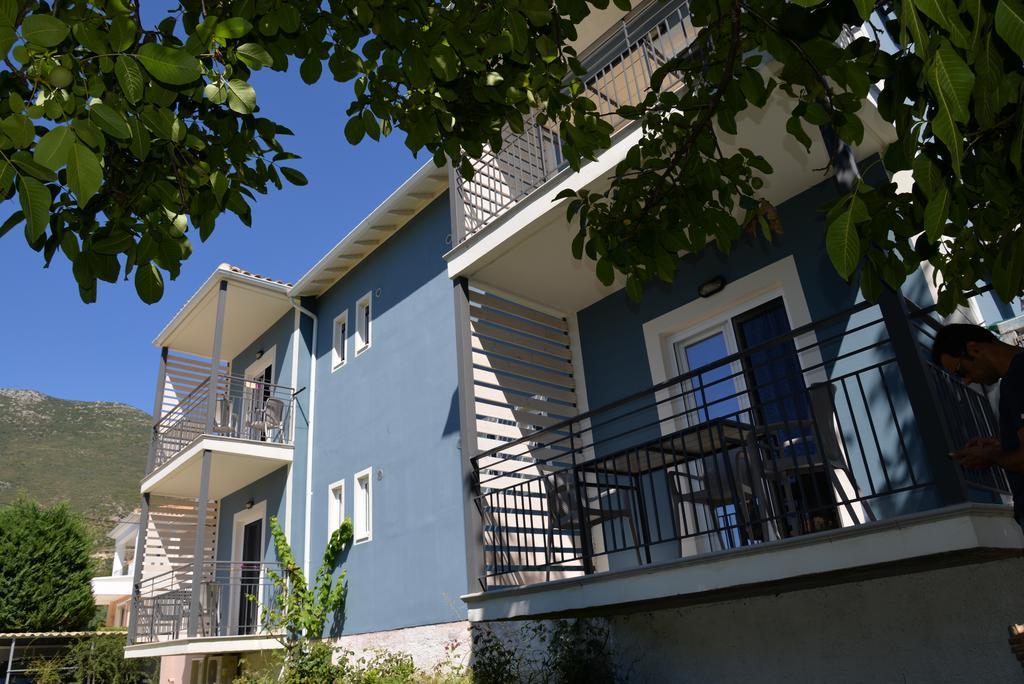 Cosmos Apartments Vasiliki  Bagian luar foto